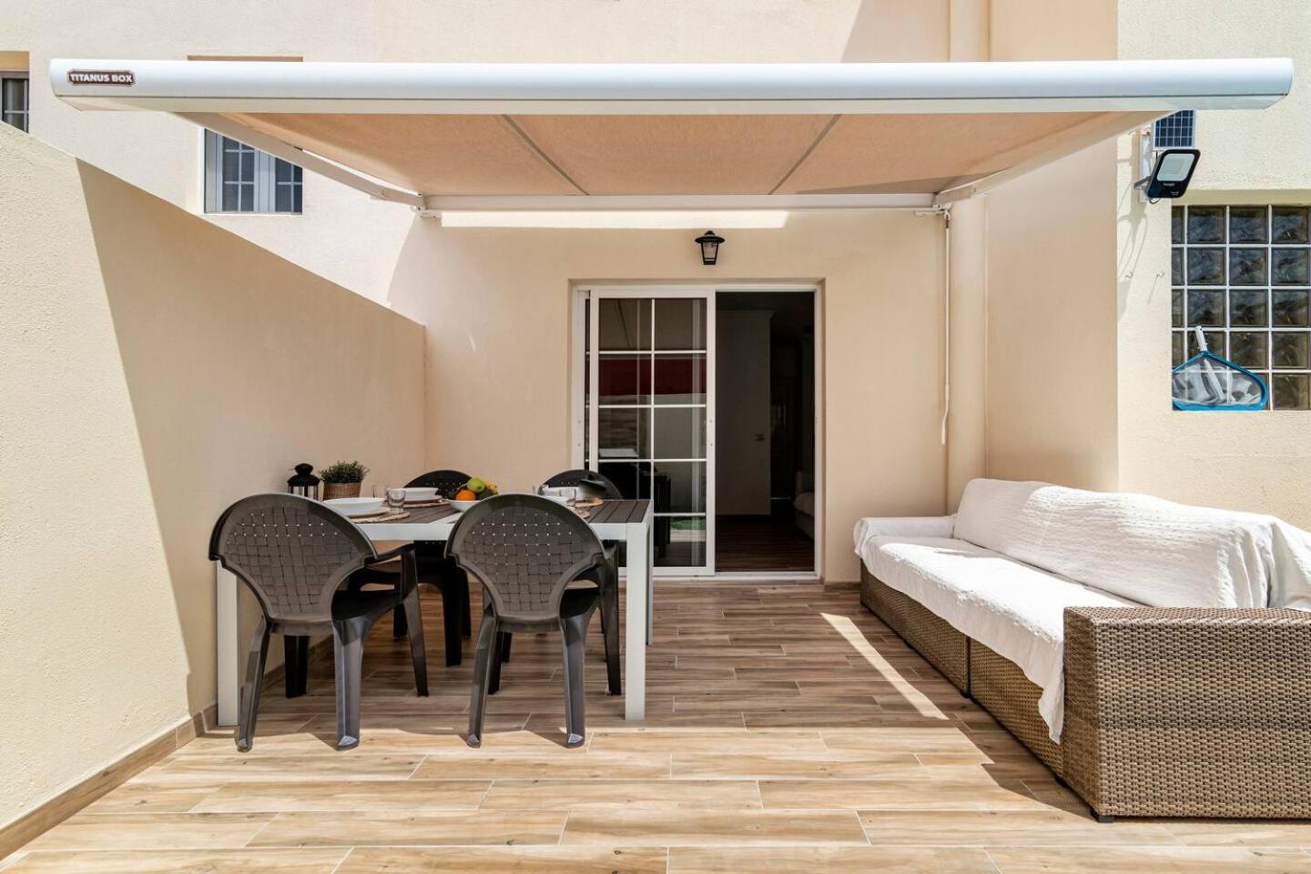 Villa Aspen Gran Canaria Arguineguin Exteriör bild